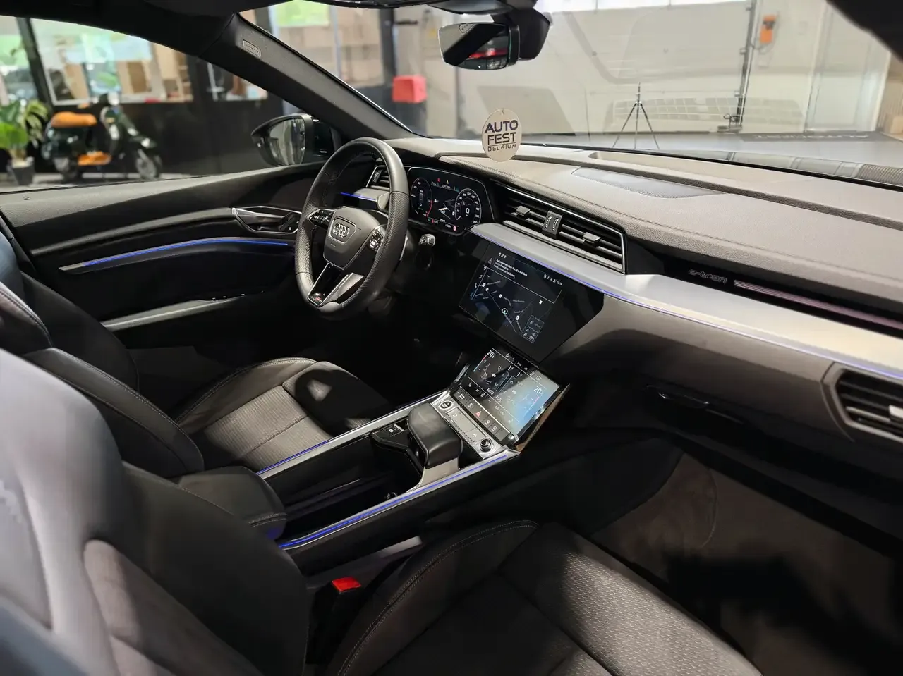 Audi e-tron - 20