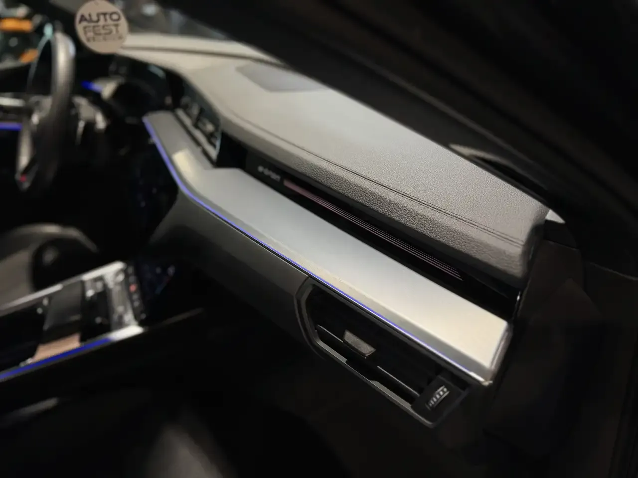Audi e-tron - 10