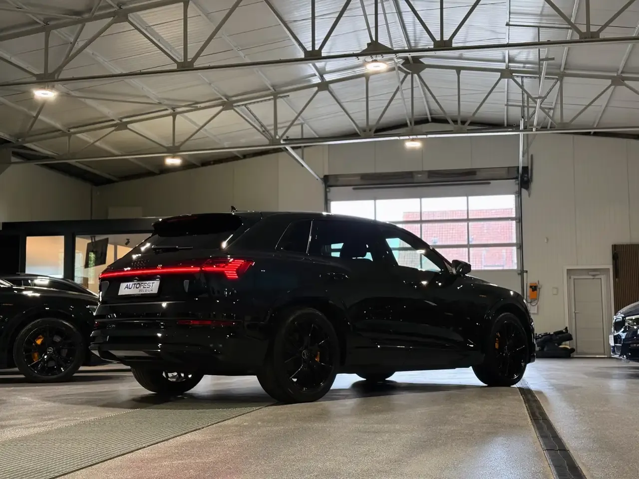 Audi e-tron - 14