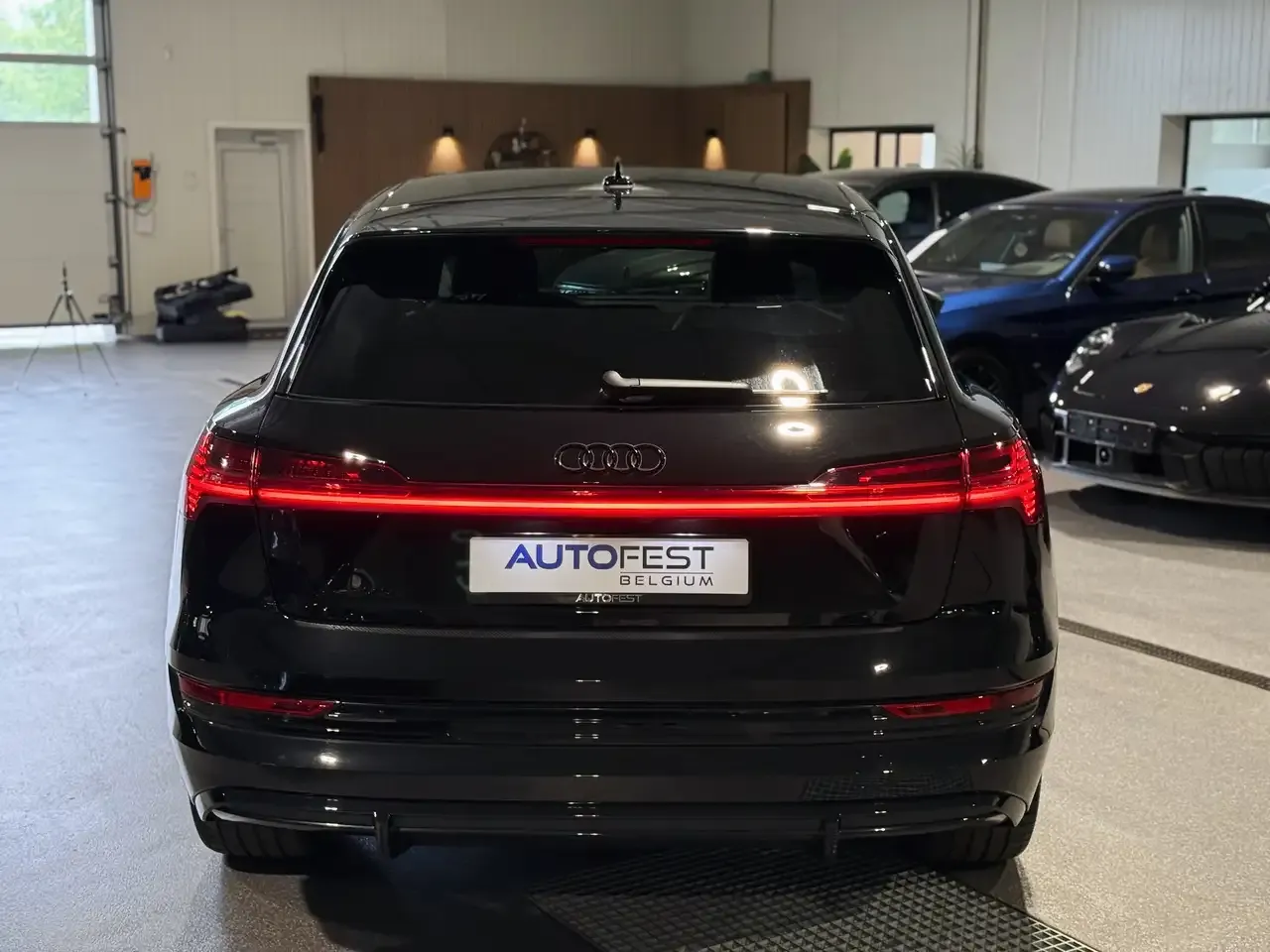Audi e-tron - 8