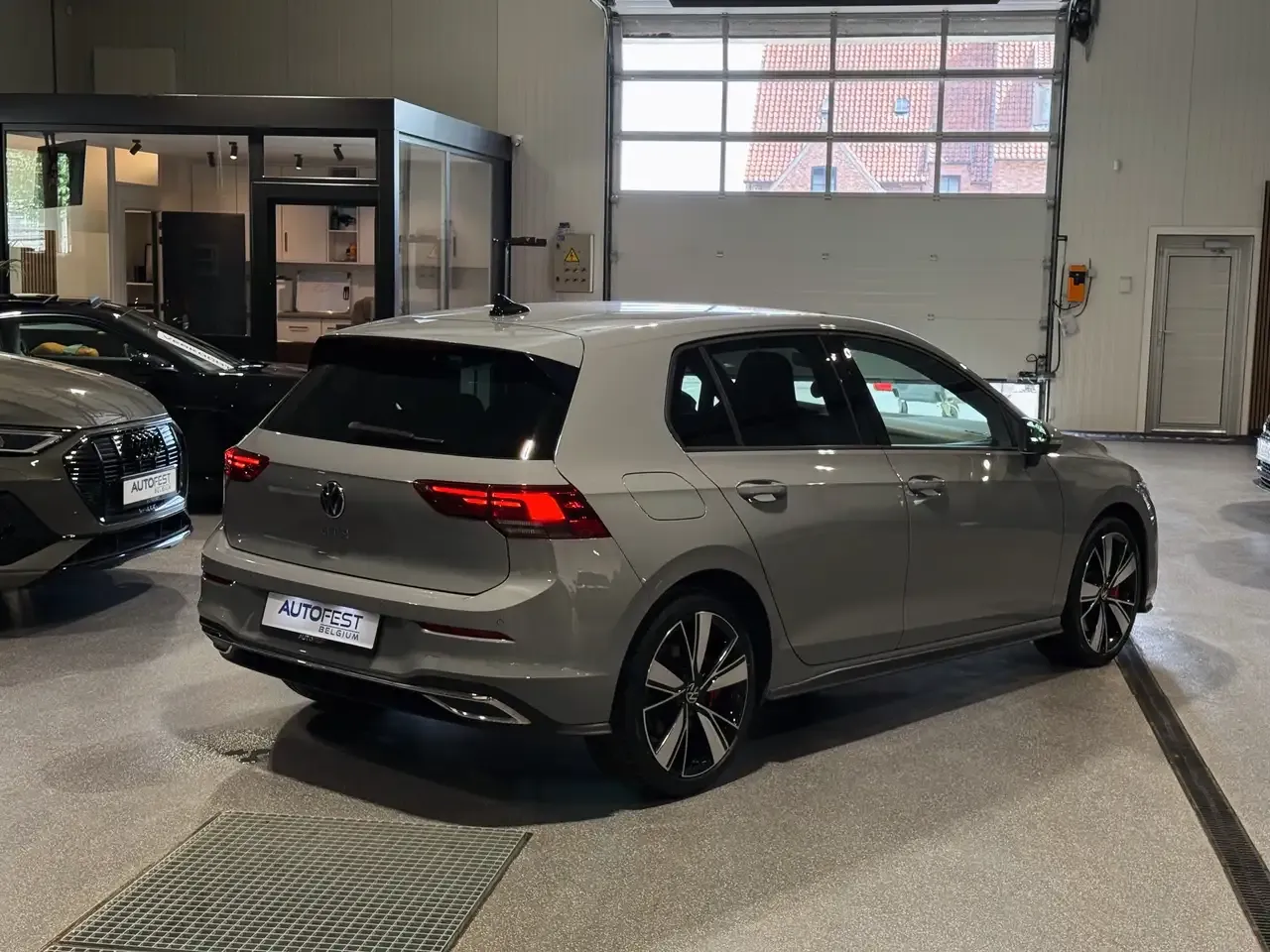 Volkswagen Golf GTE - 15
