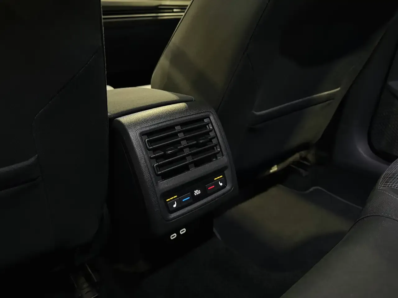 Volkswagen Golf GTE - 19
