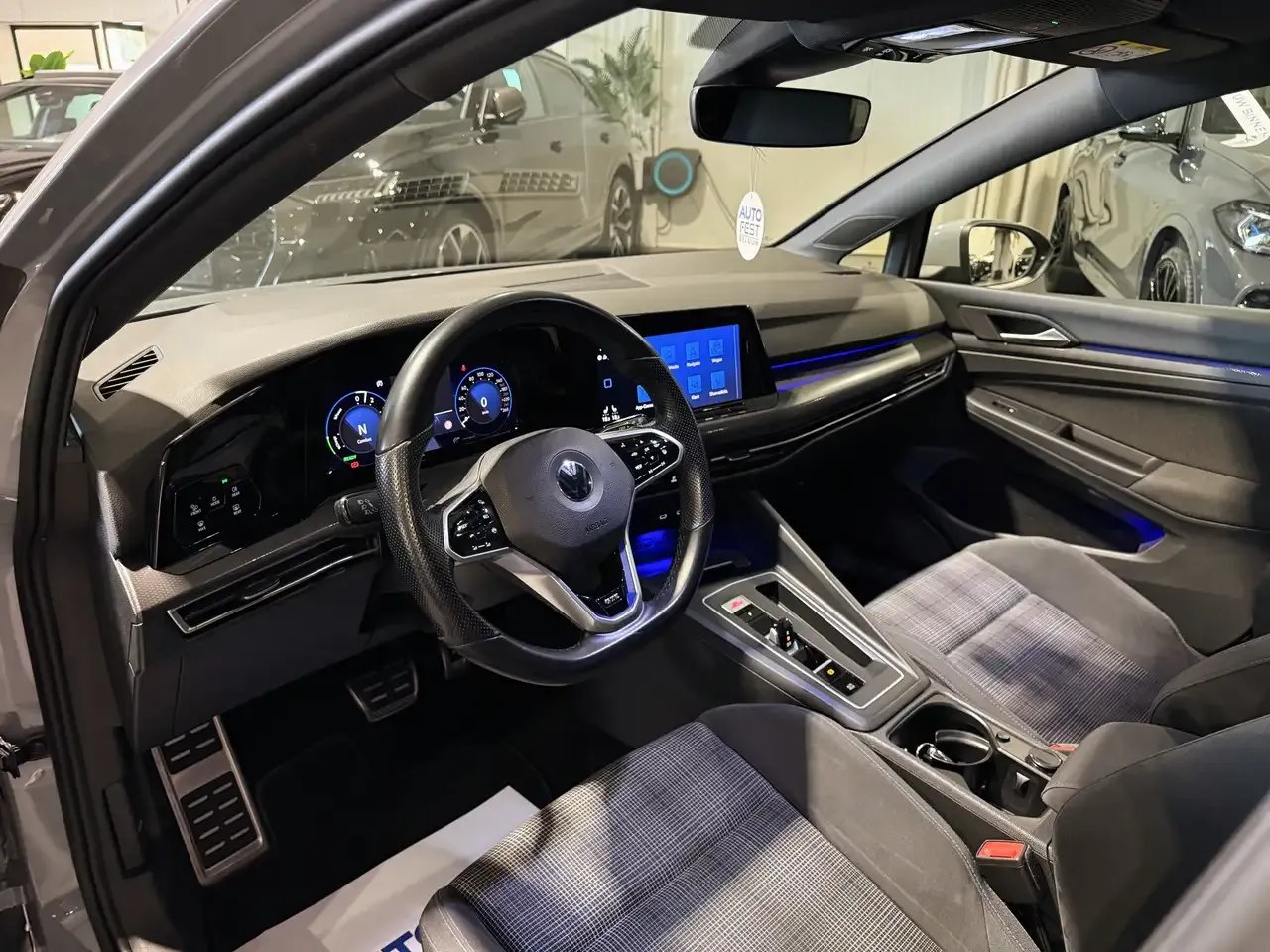 Volkswagen Golf GTE - 2