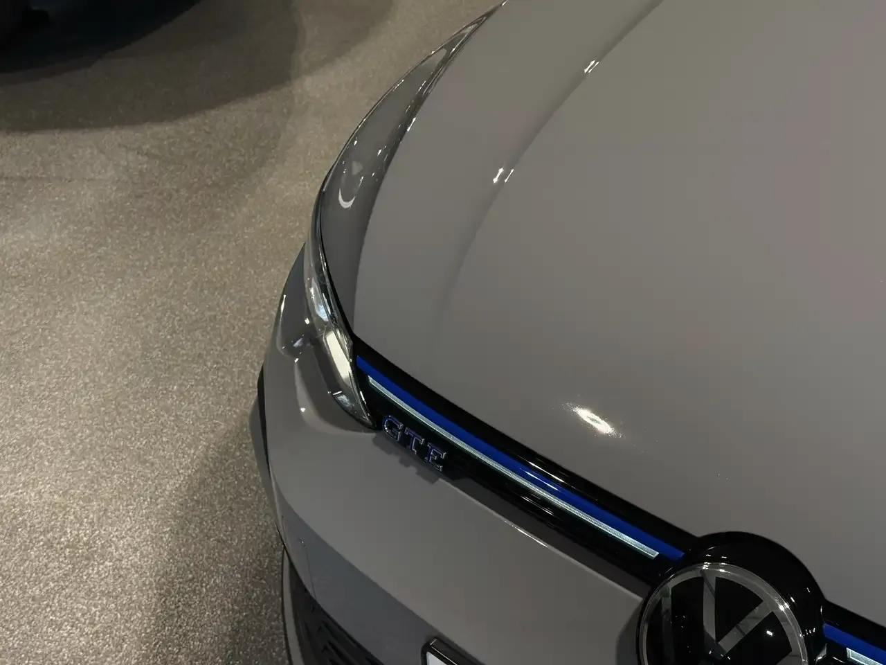 Volkswagen Golf GTE - 4
