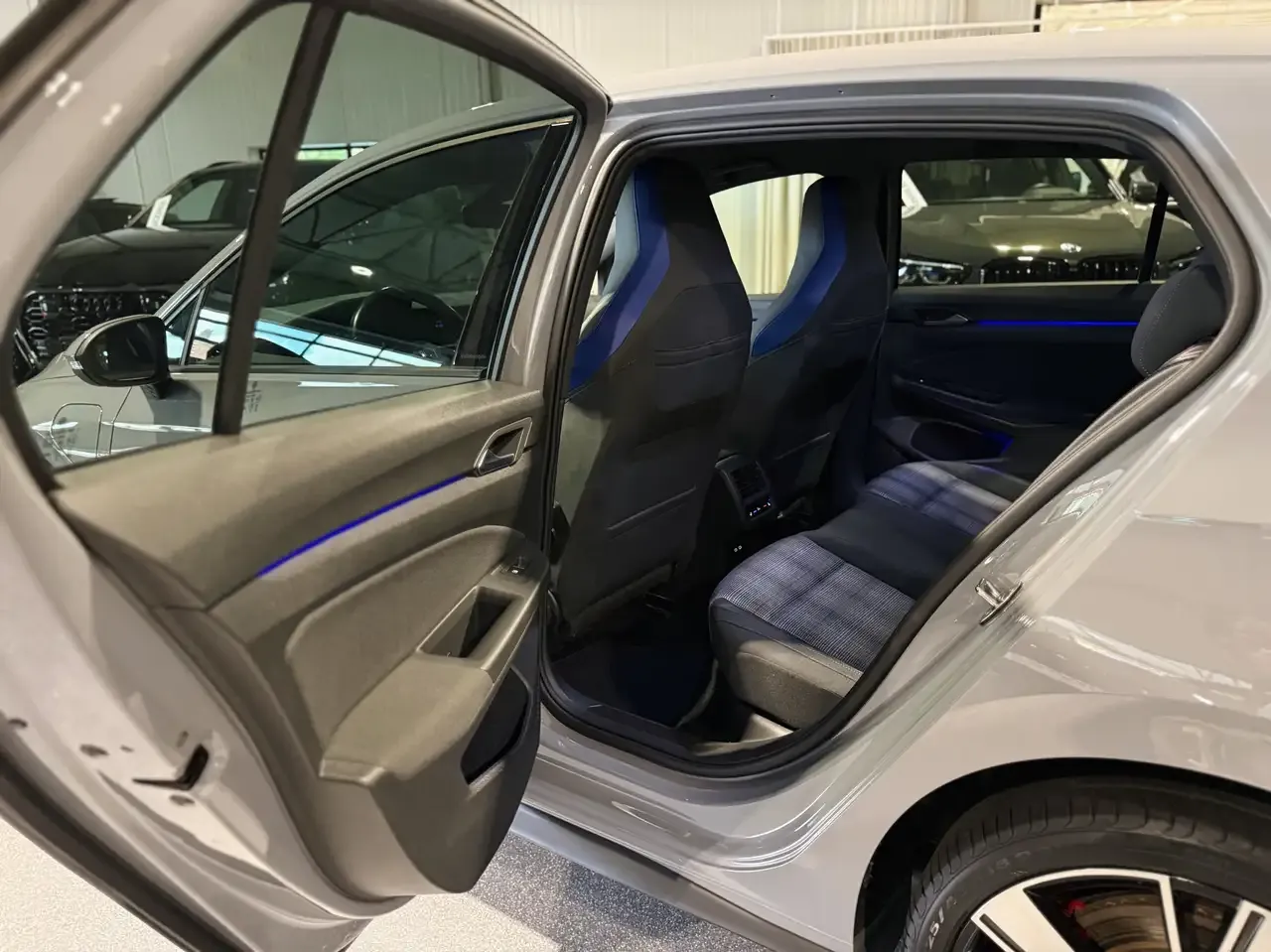 Volkswagen Golf GTE - 6