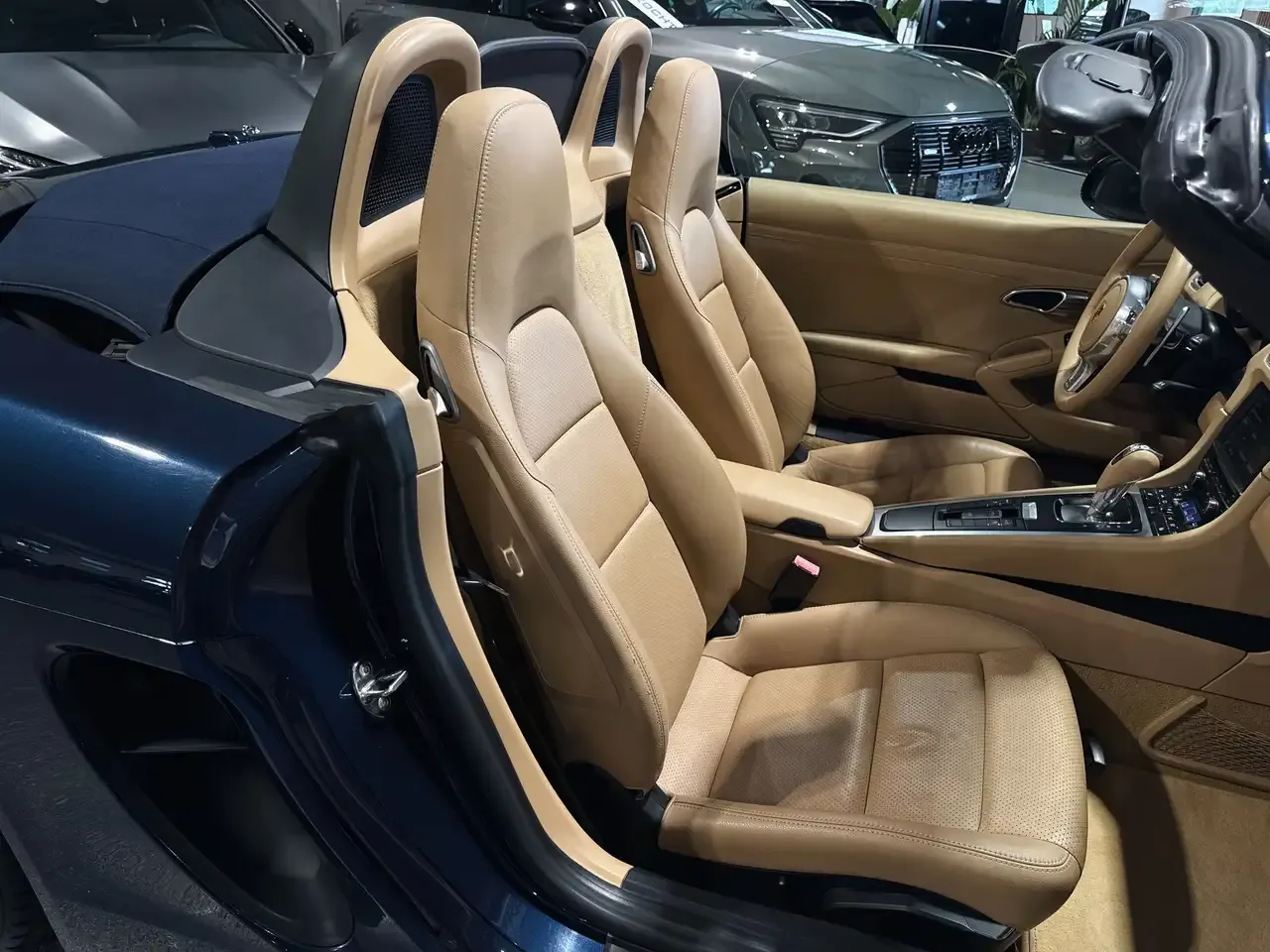 Porsche Boxster - 21