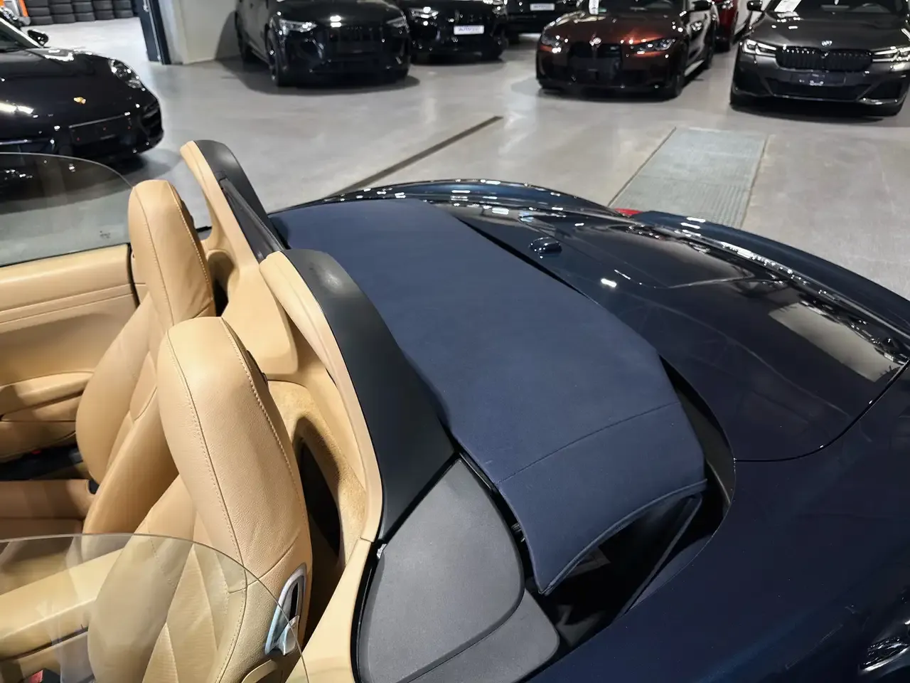 Porsche Boxster - 32