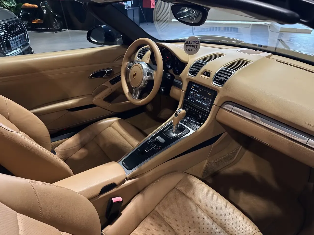 Porsche Boxster - 38
