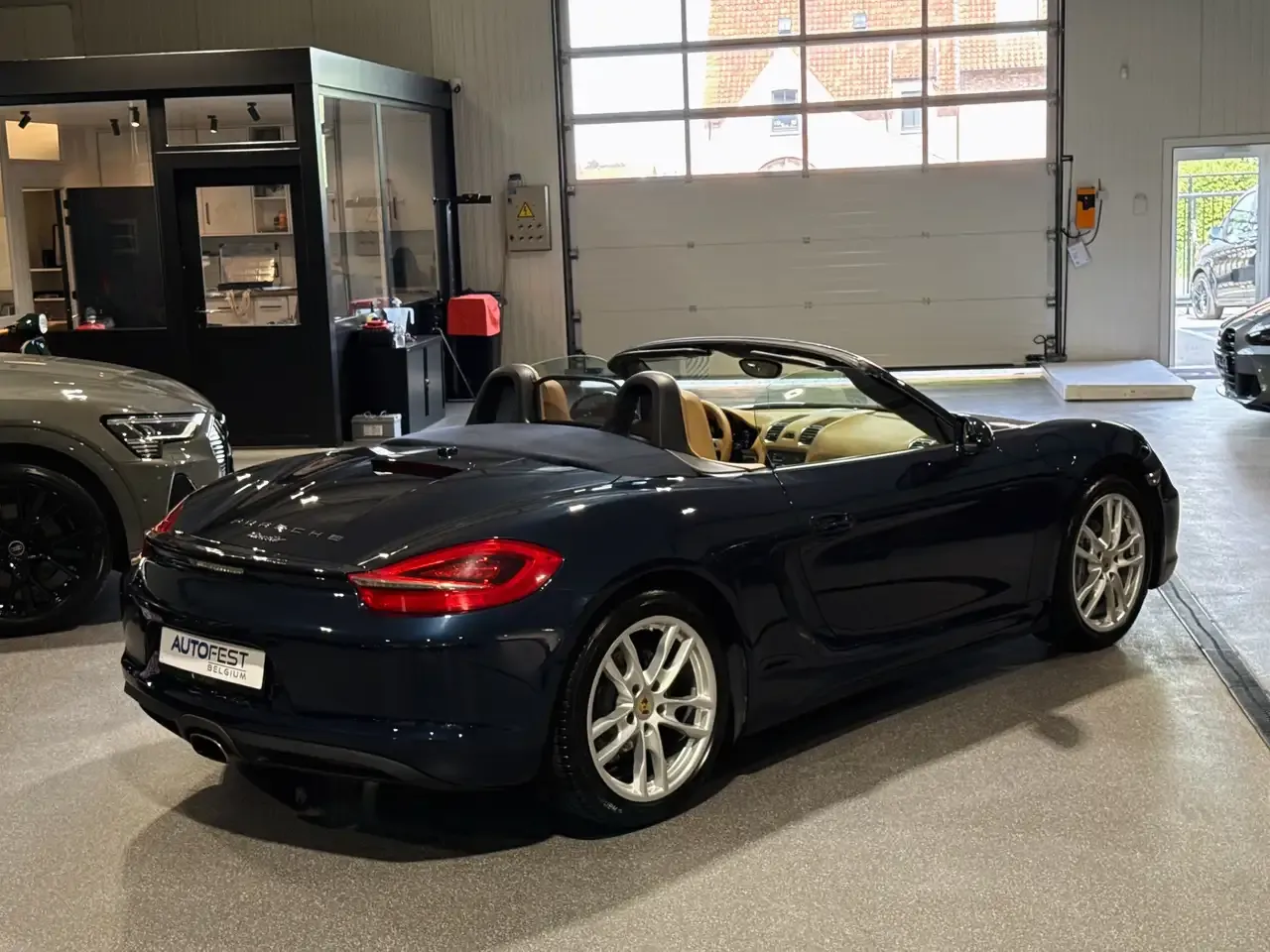 Porsche Boxster - 8
