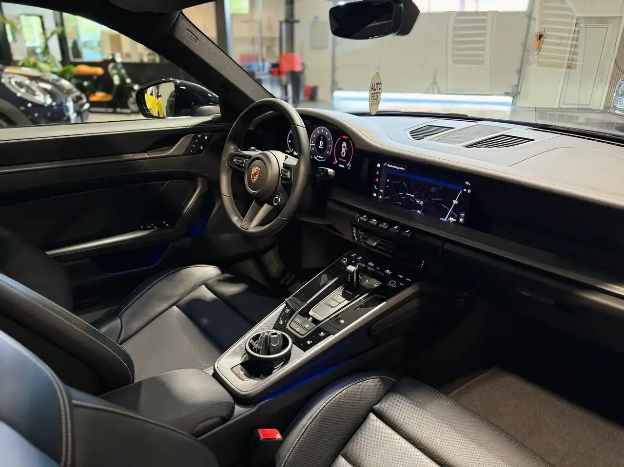 Porsche 911 - 32