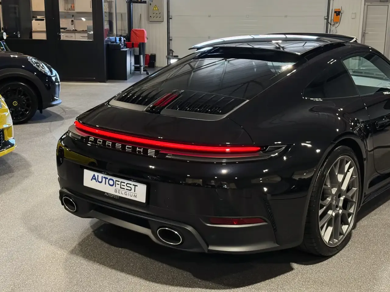 Porsche 911 - 10