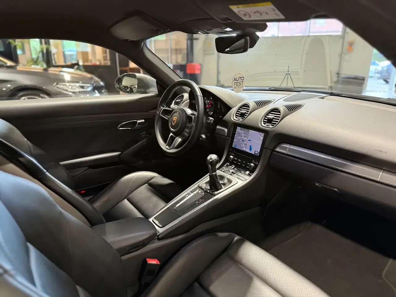 Porsche 718 - 33