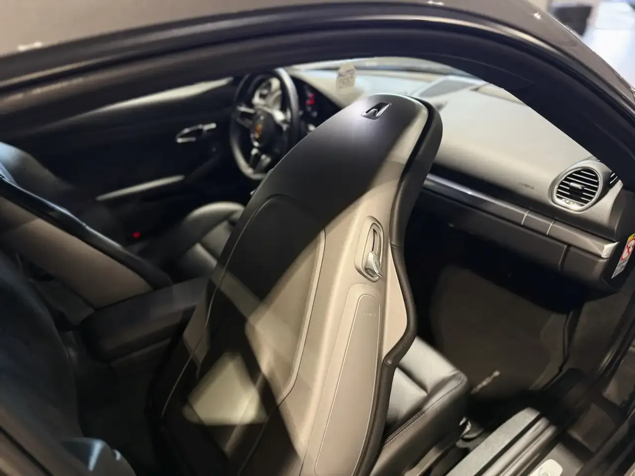 Porsche 718 - 10