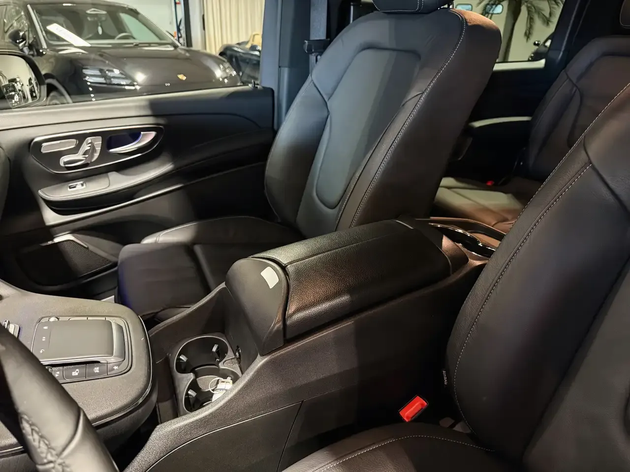 Mercedes-Benz V 300 - 22