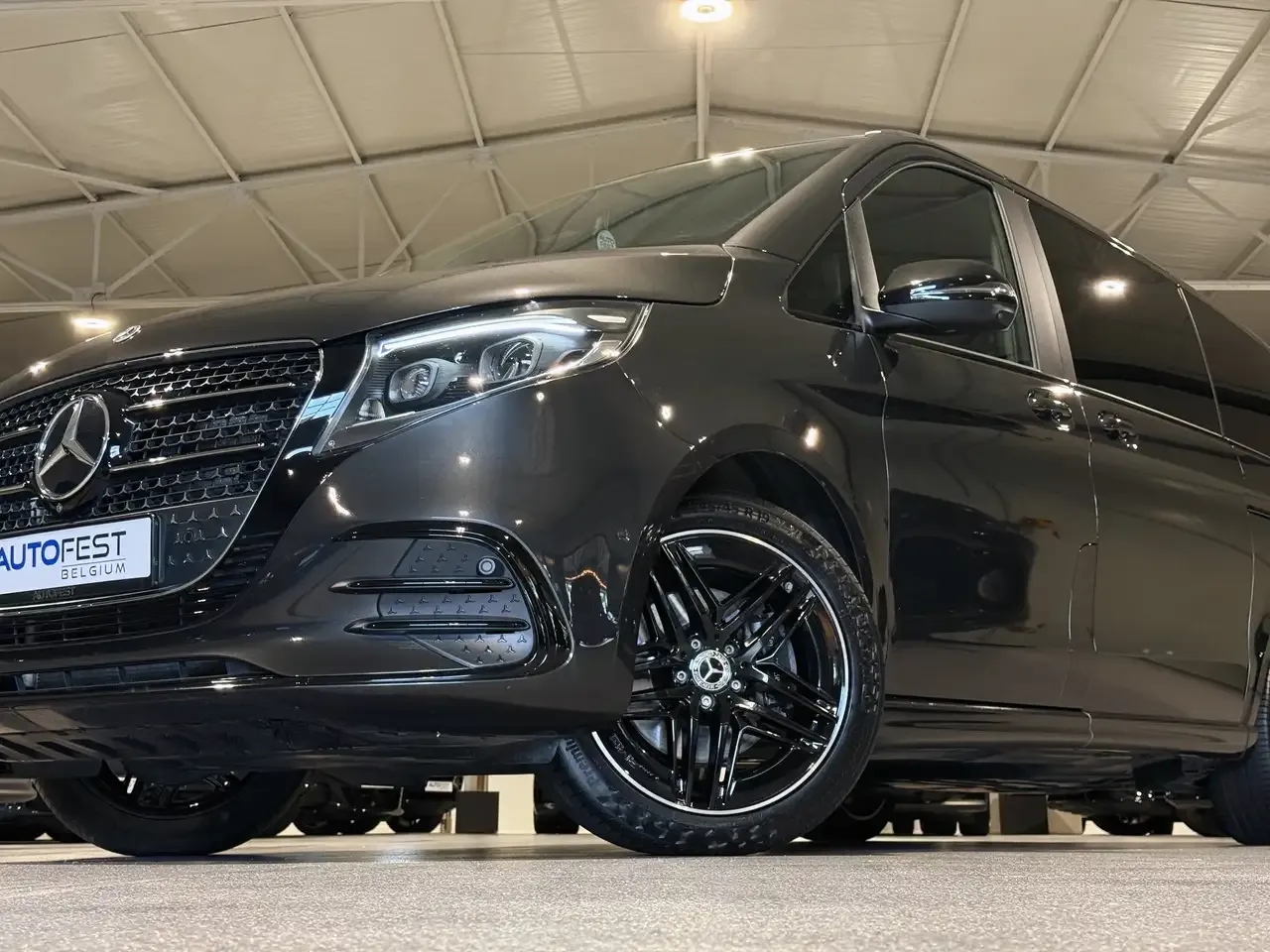 Mercedes-Benz V 300 - 4