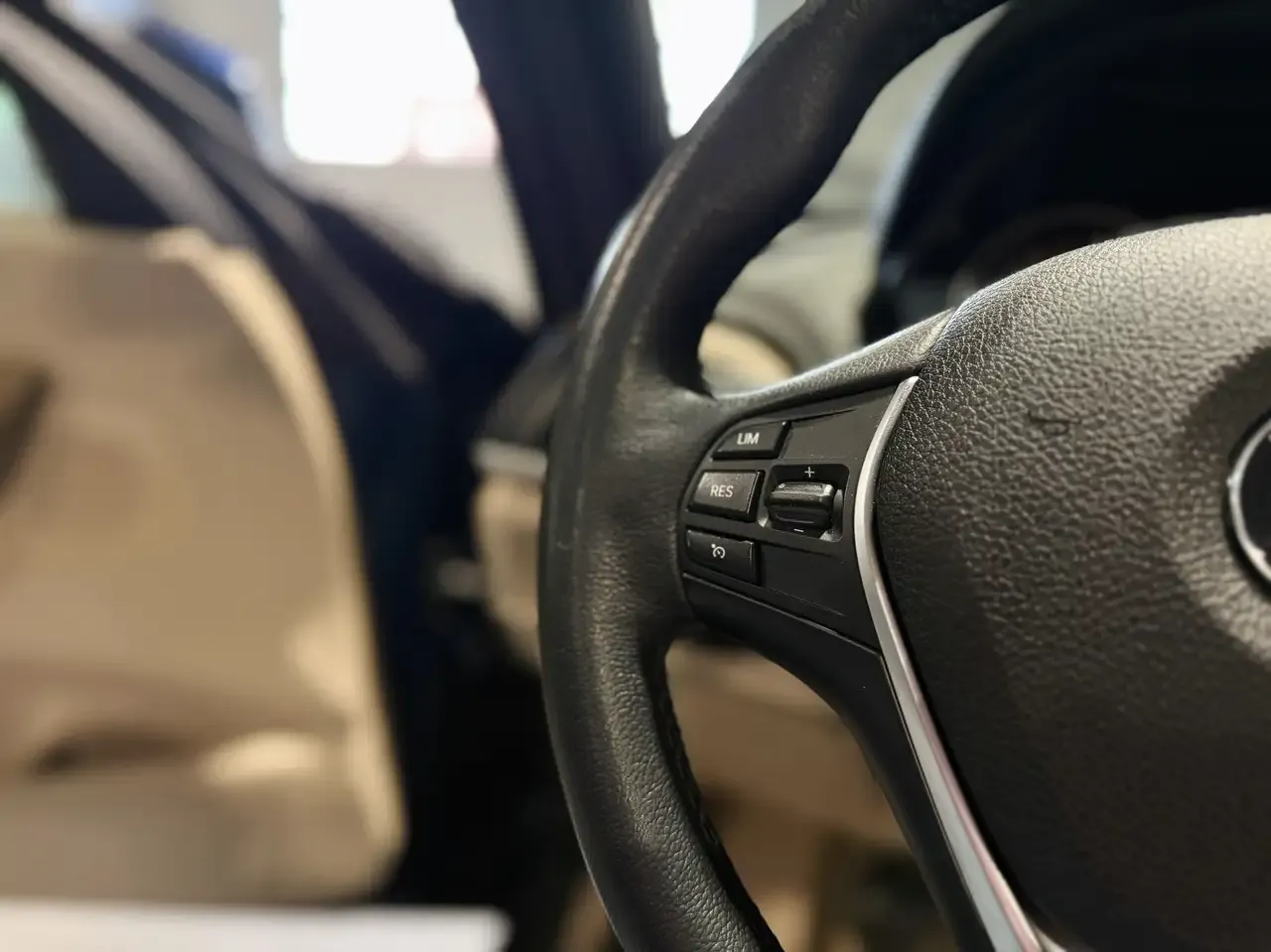 BMW 220 - 12
