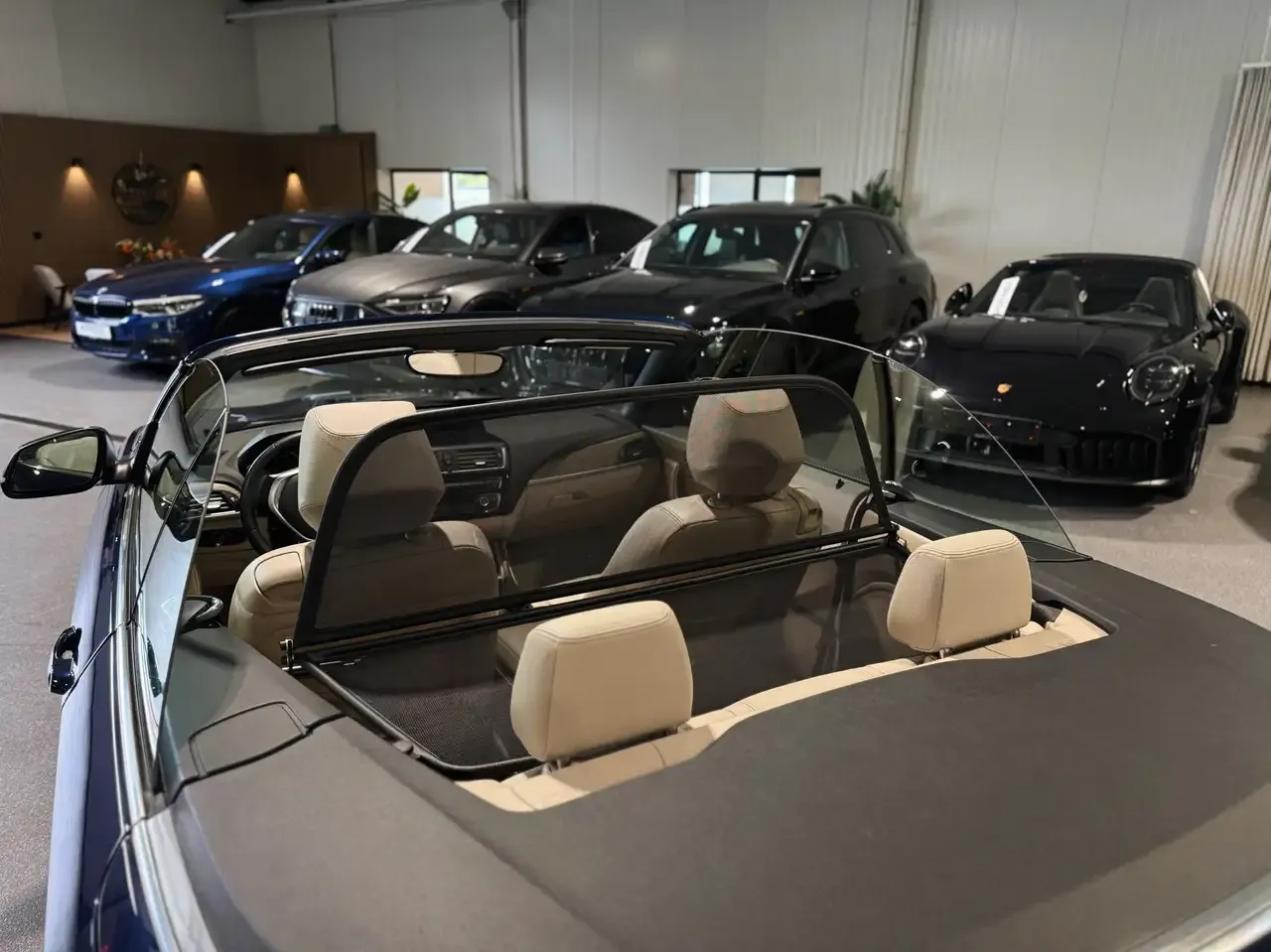 BMW 220 - 25