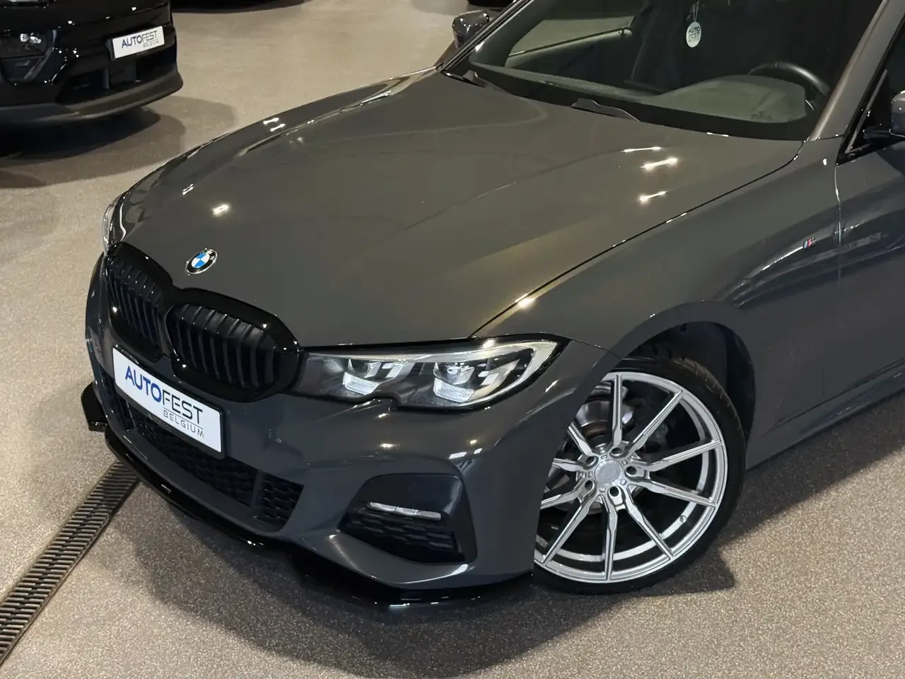 BMW 318 - 6