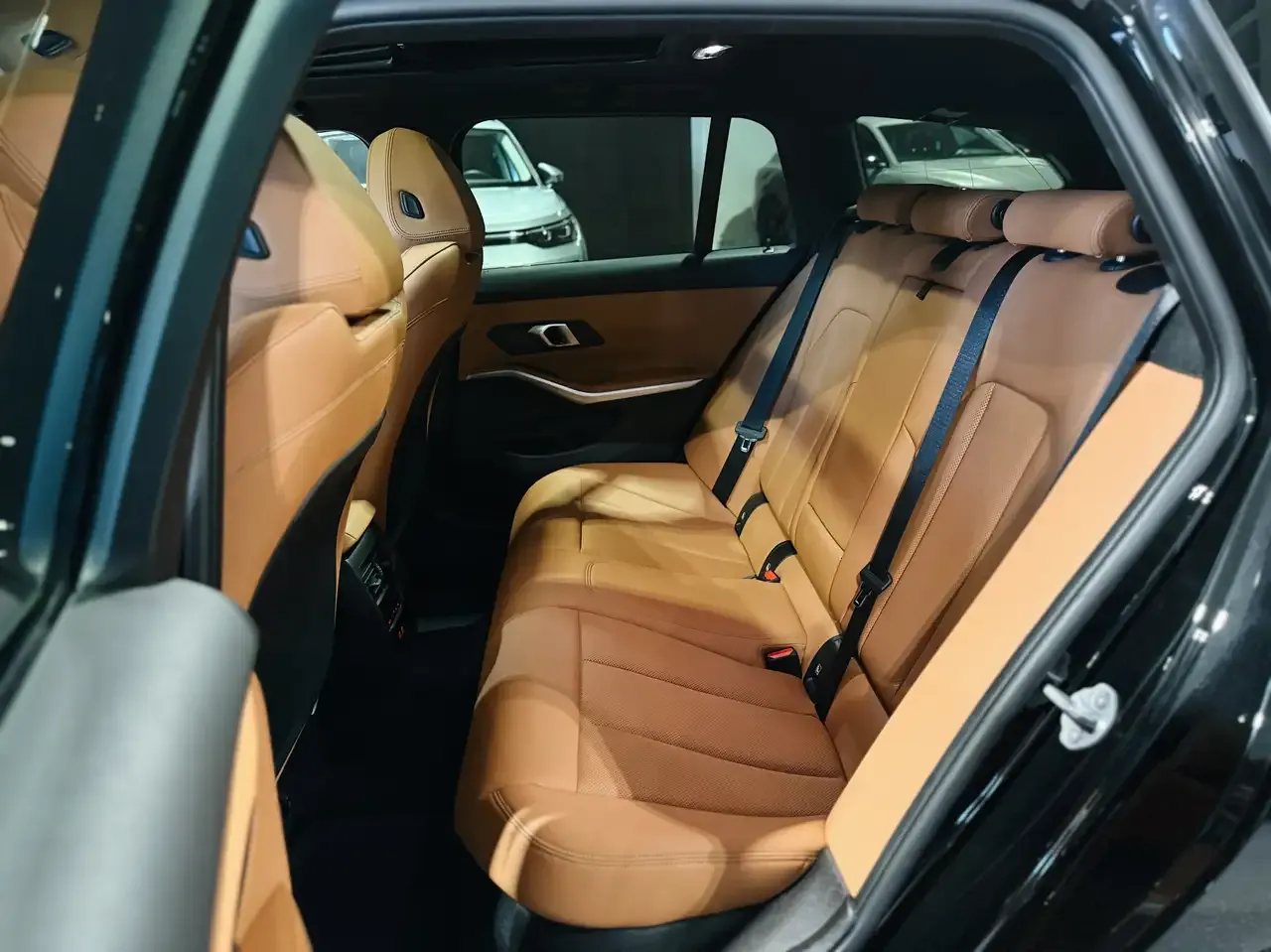 BMW 330 - 30