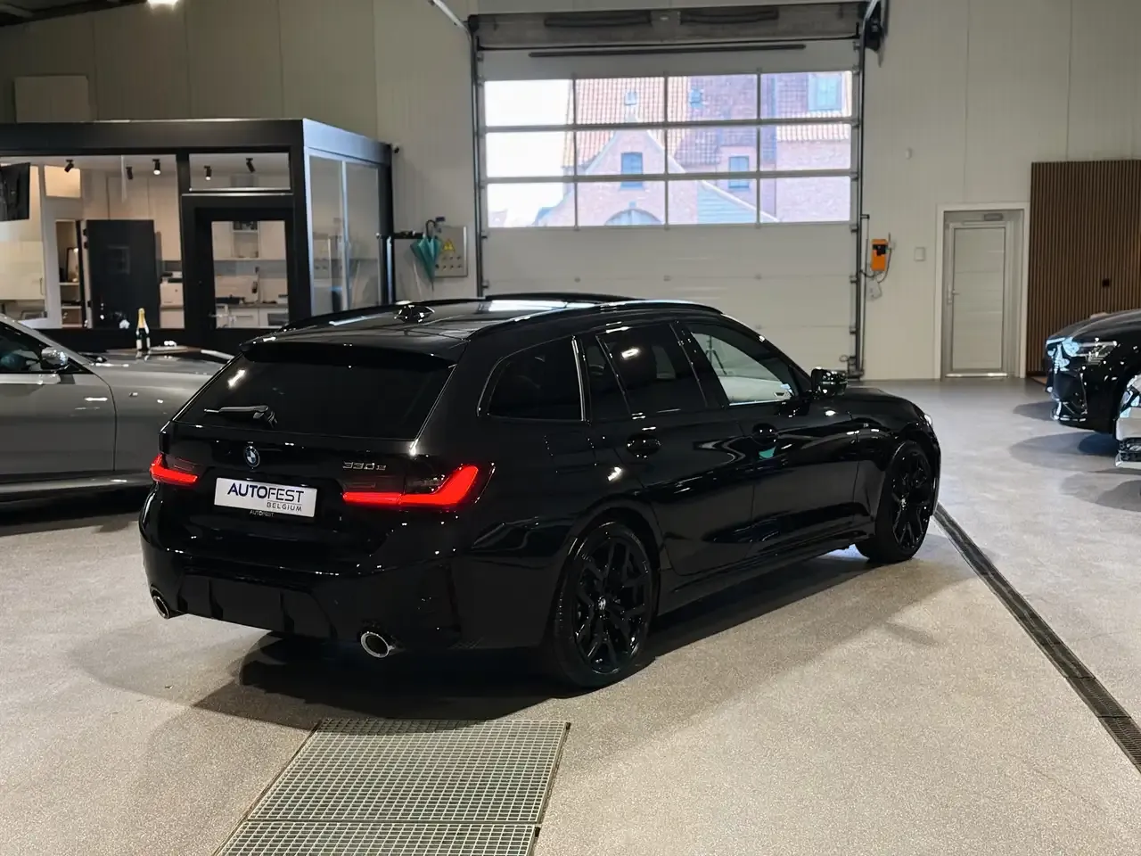 BMW 330 - 39