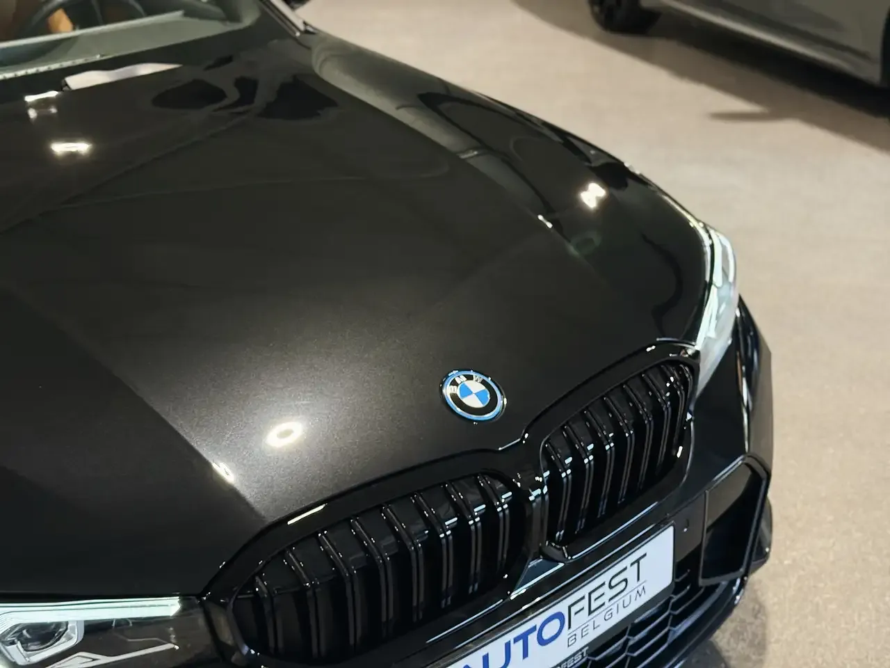 BMW 330 - 6