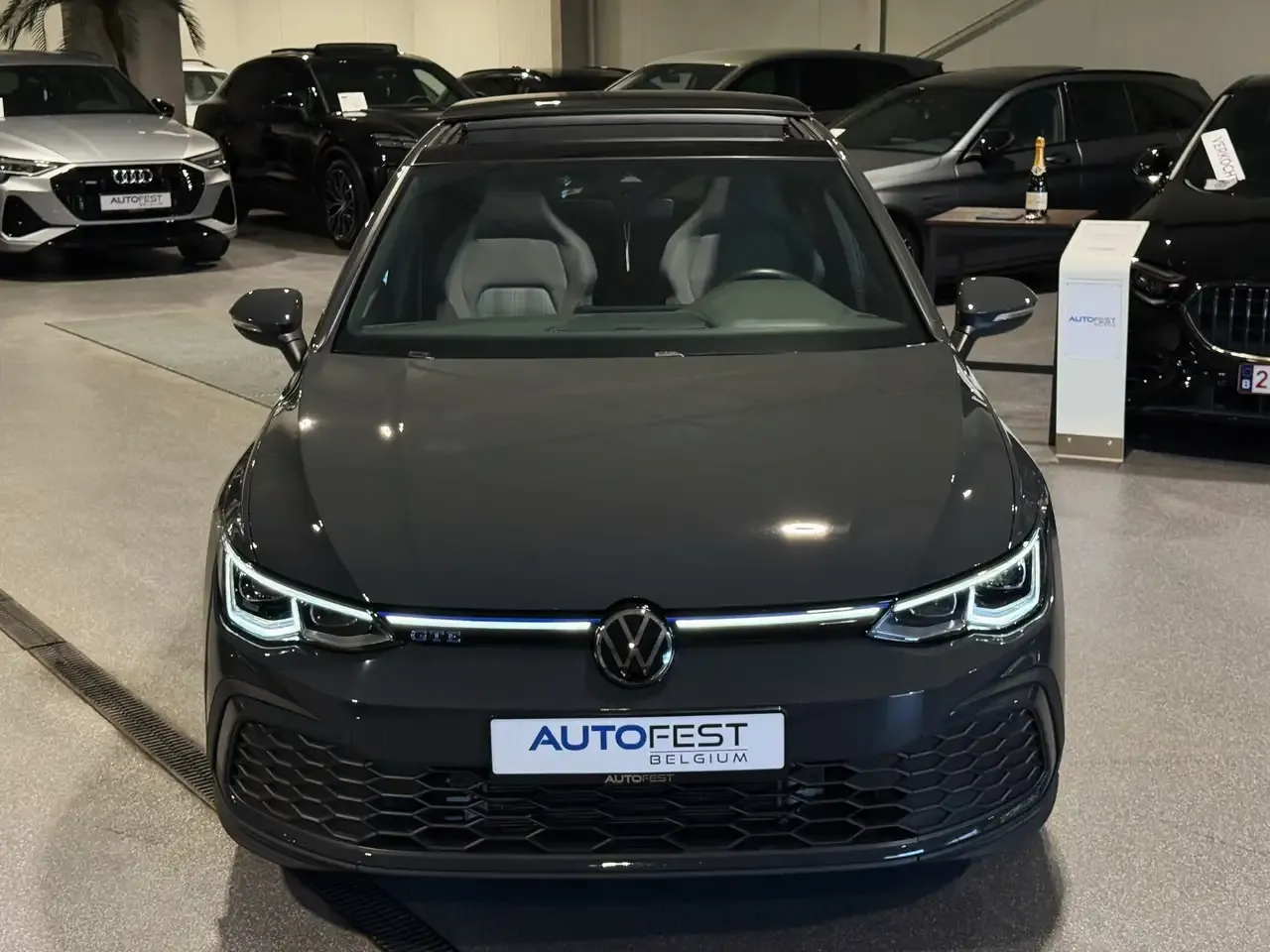 Volkswagen Golf GTE - 9