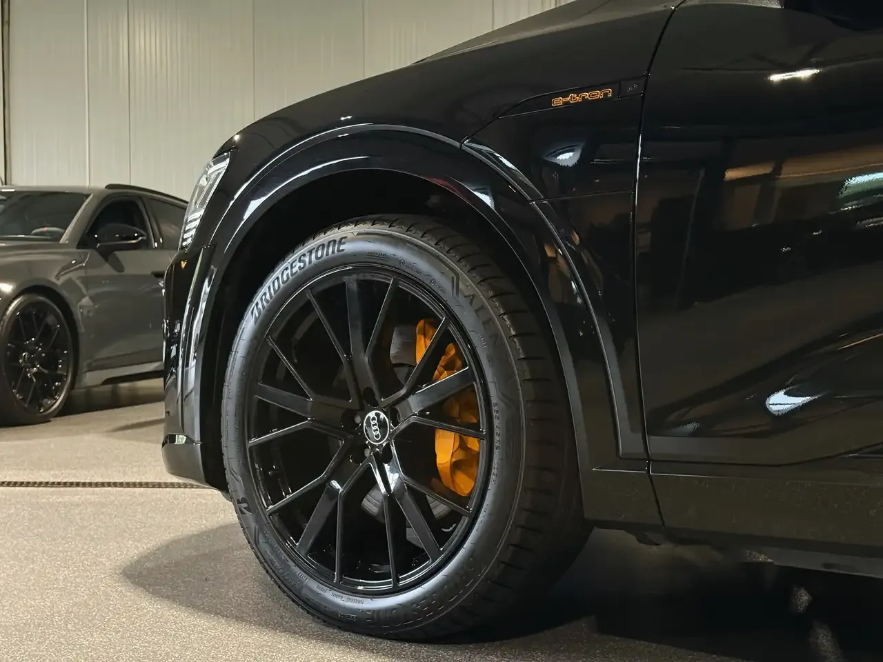 Audi e-tron - 11