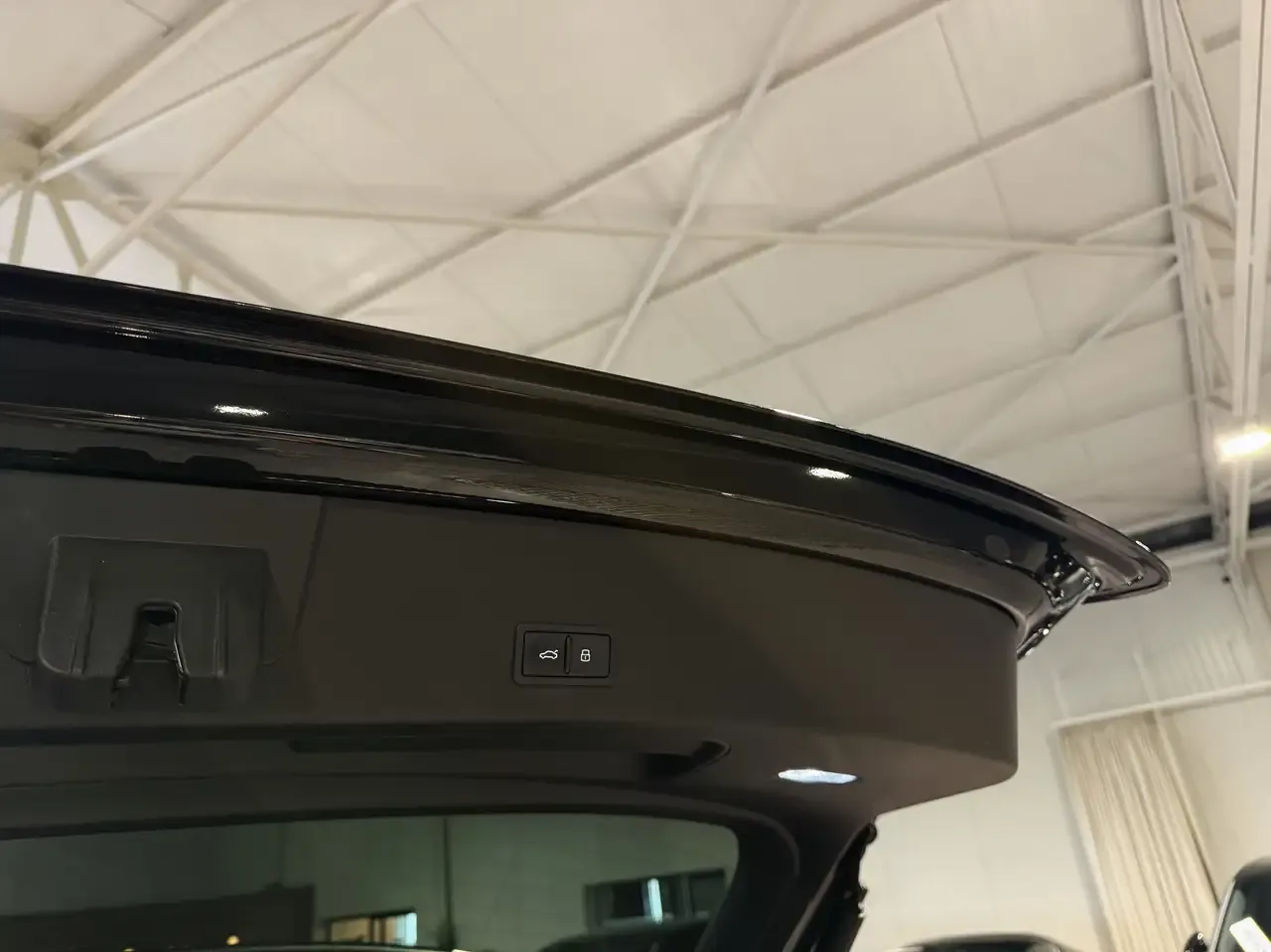 Audi e-tron - 18
