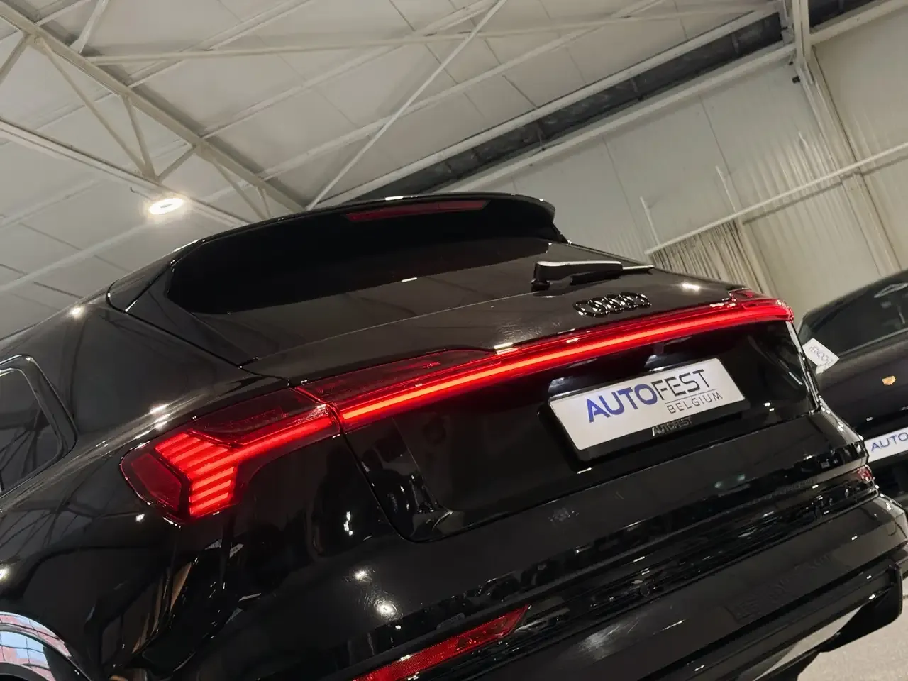 Audi e-tron - 23