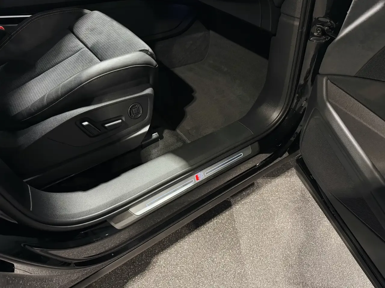 Audi e-tron - 35