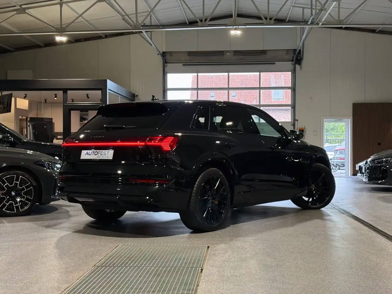 Audi e-tron - 36