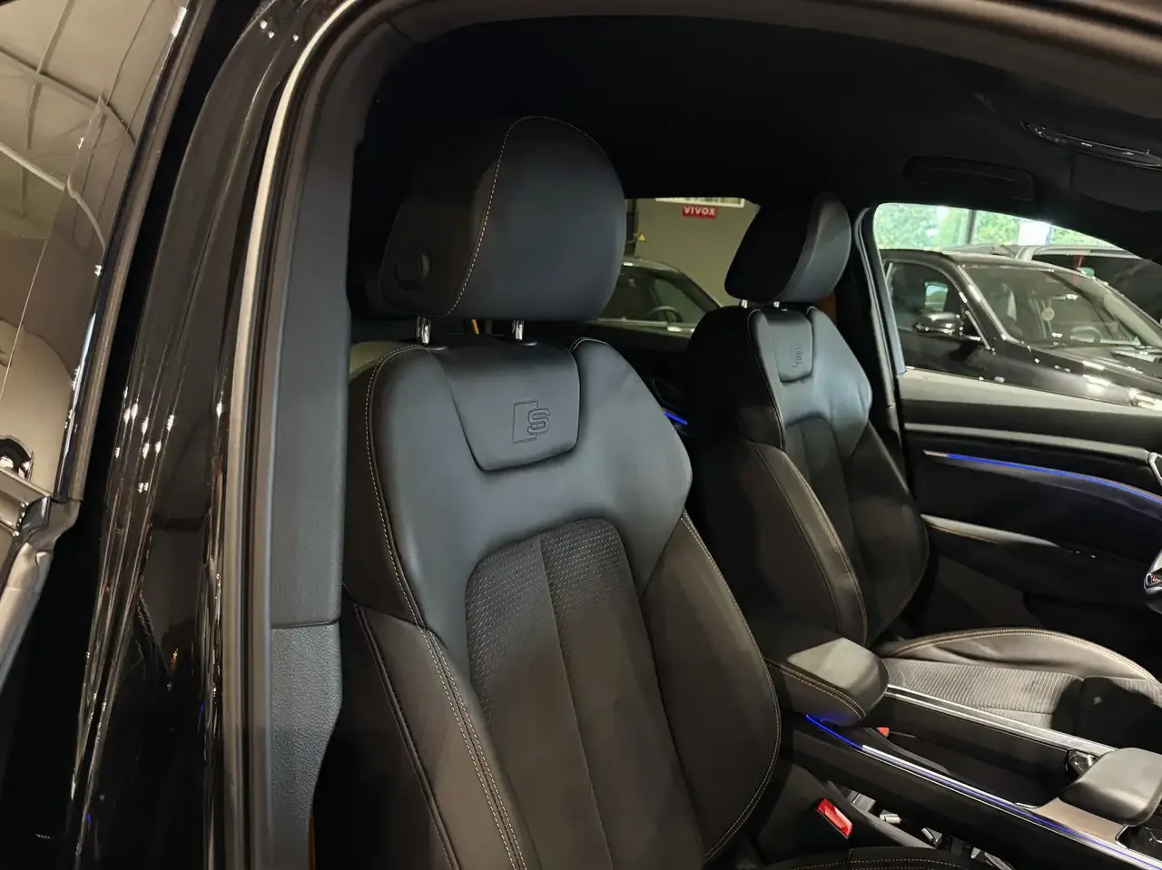 Audi e-tron - 7