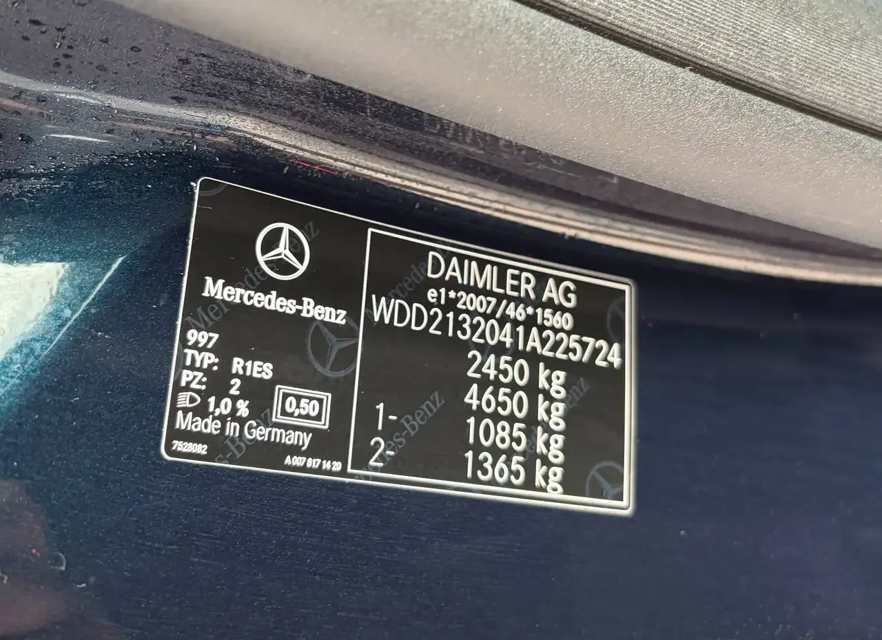 Mercedes-Benz E 220 - 26