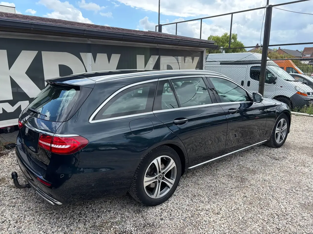 Mercedes-Benz E 220 - 4