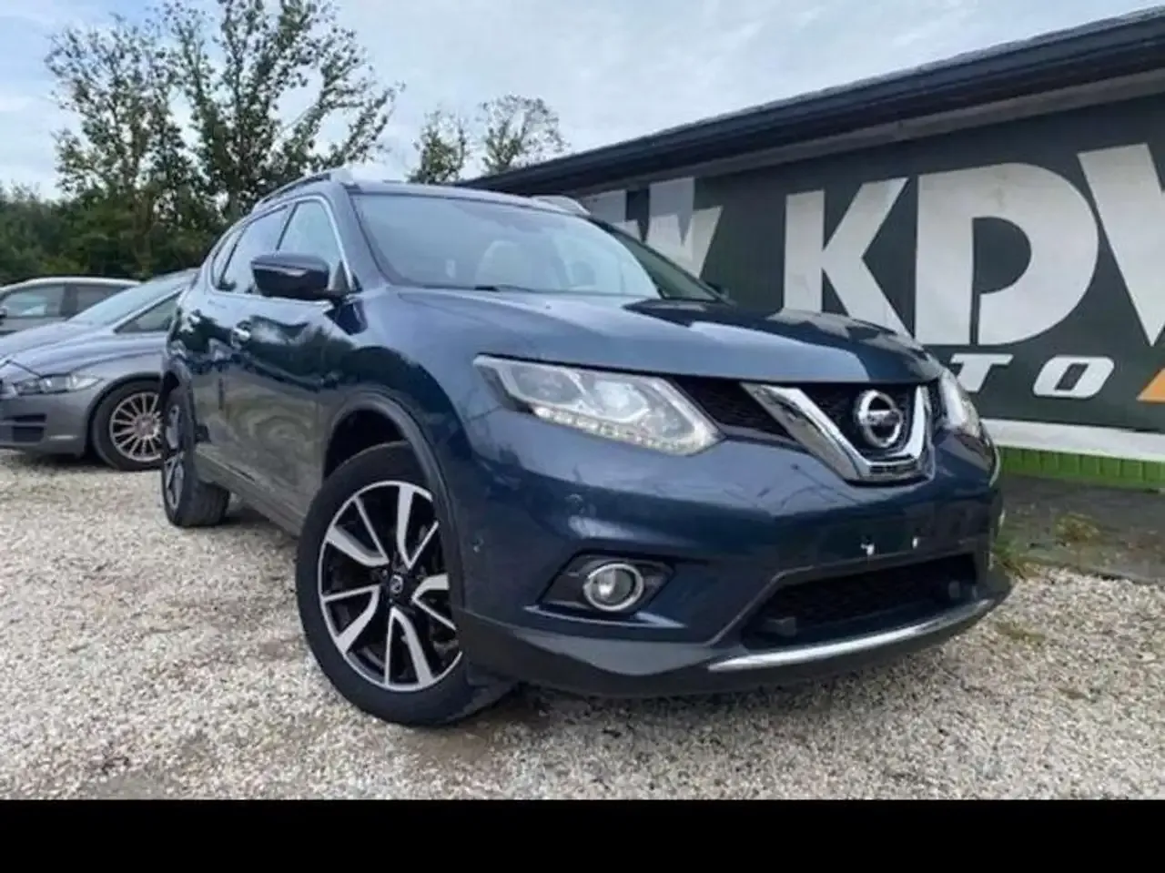 Nissan X-Trail - 1