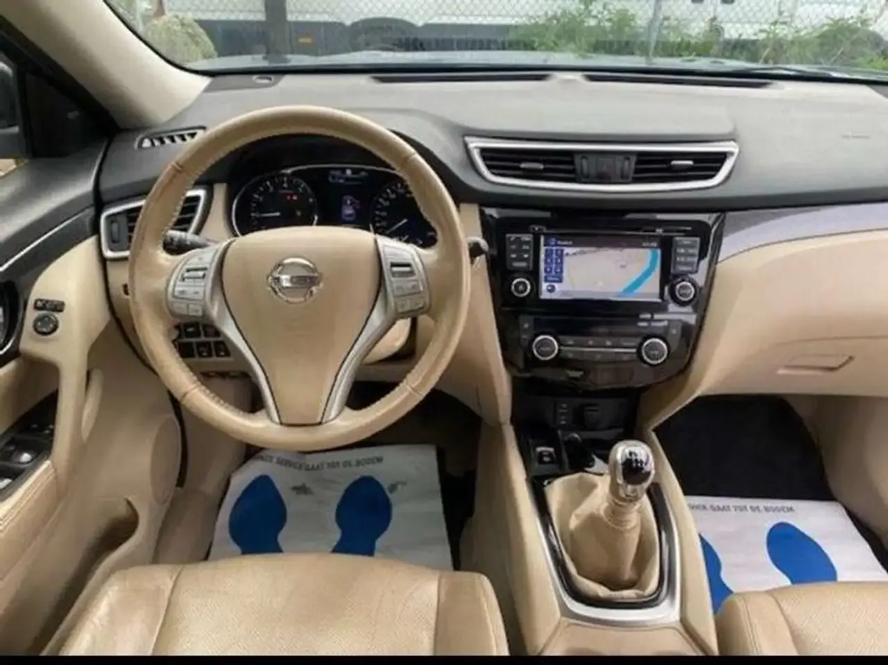 Nissan X-Trail - 12