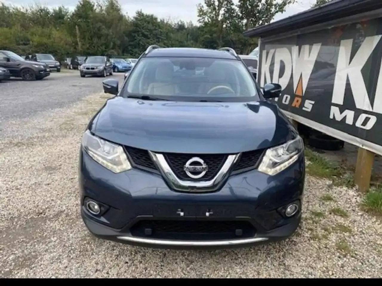Nissan X-Trail - 2