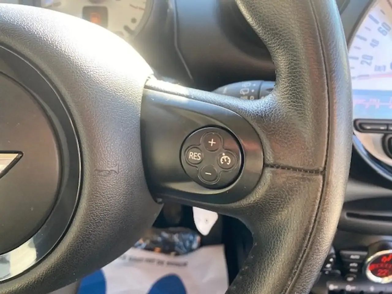 MINI One D Countryman - 19
