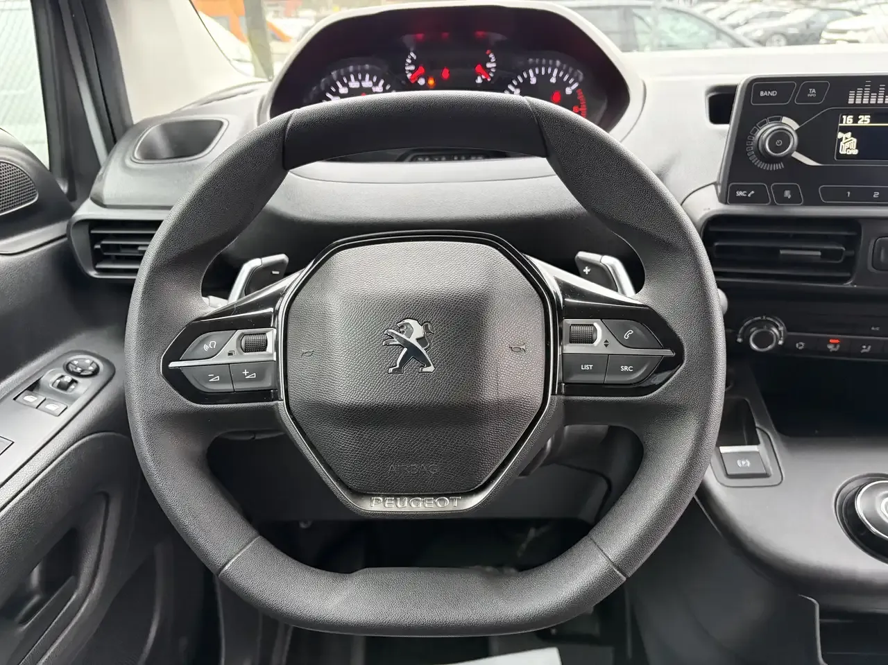 Peugeot Partner - 13