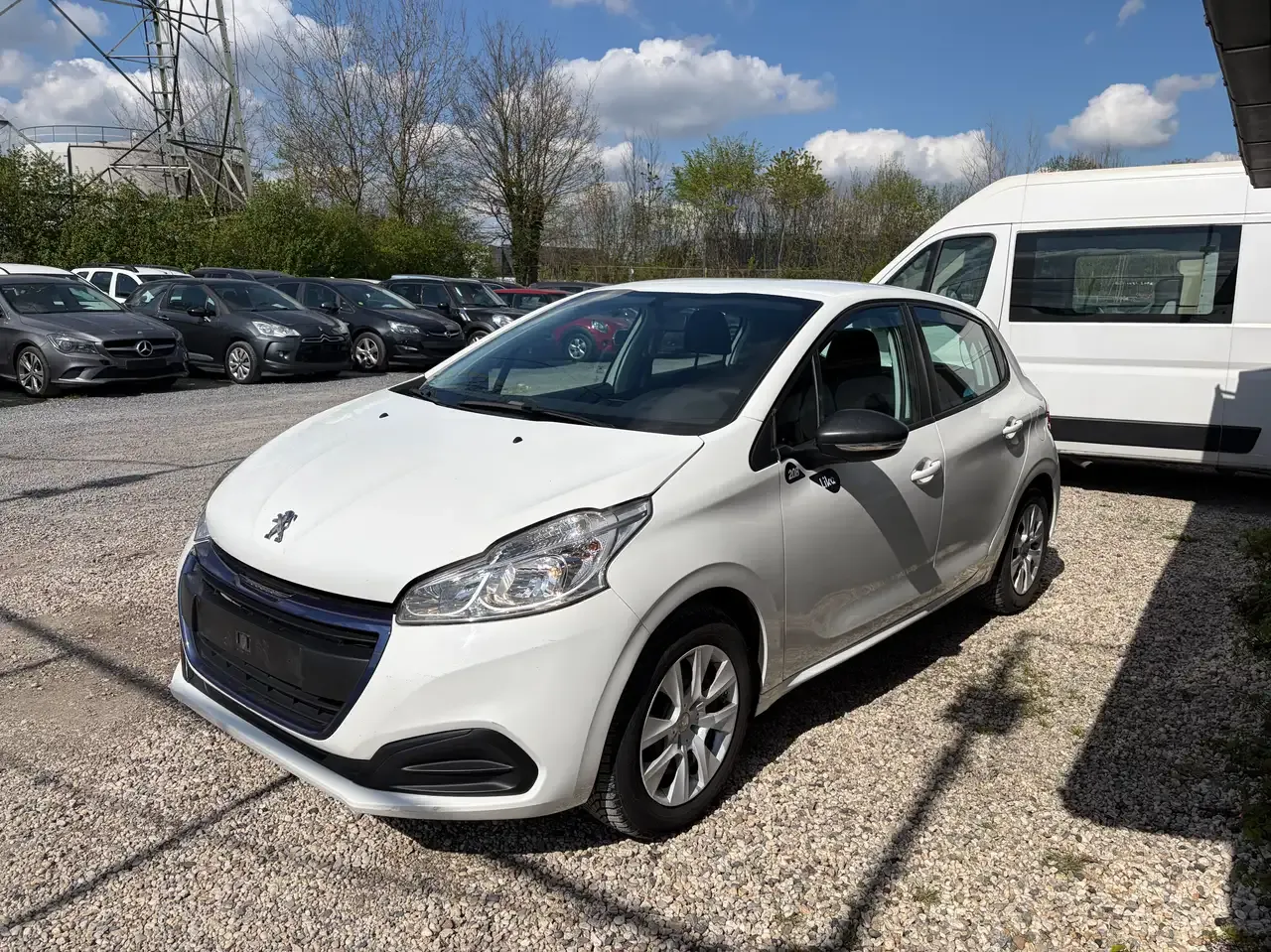 Peugeot 208 - 3