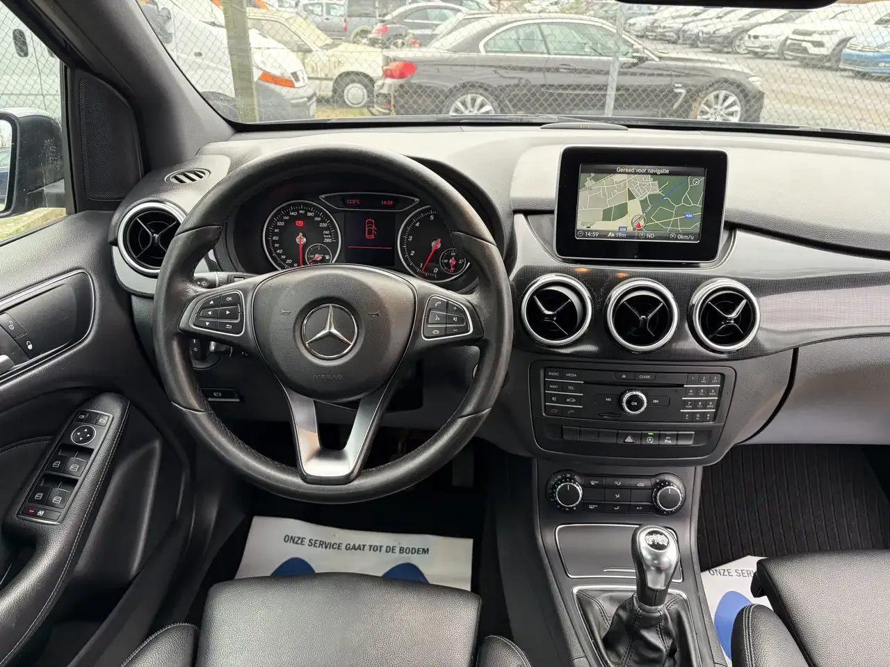 Mercedes-Benz B 180 - 15