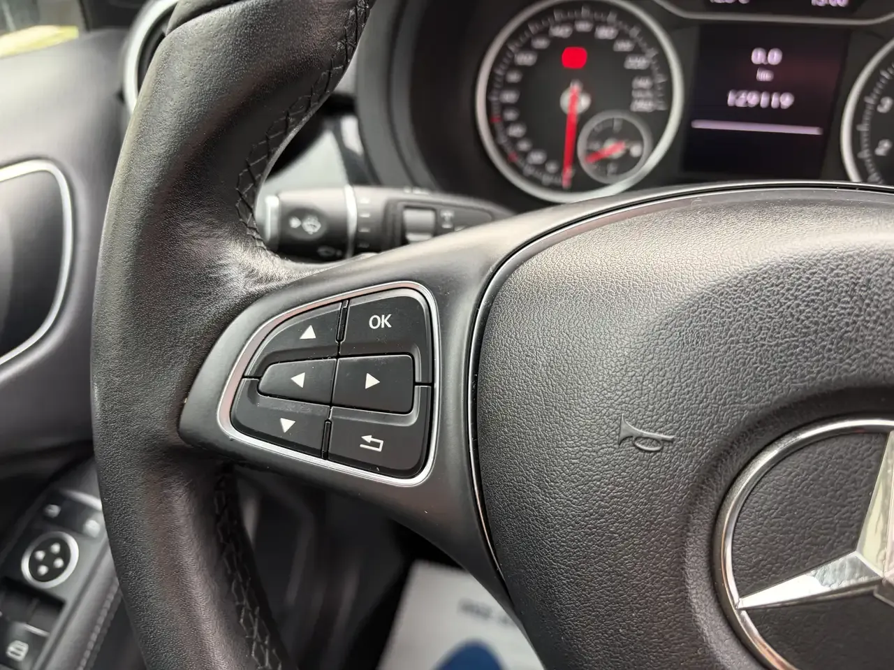 Mercedes-Benz B 180 - 21