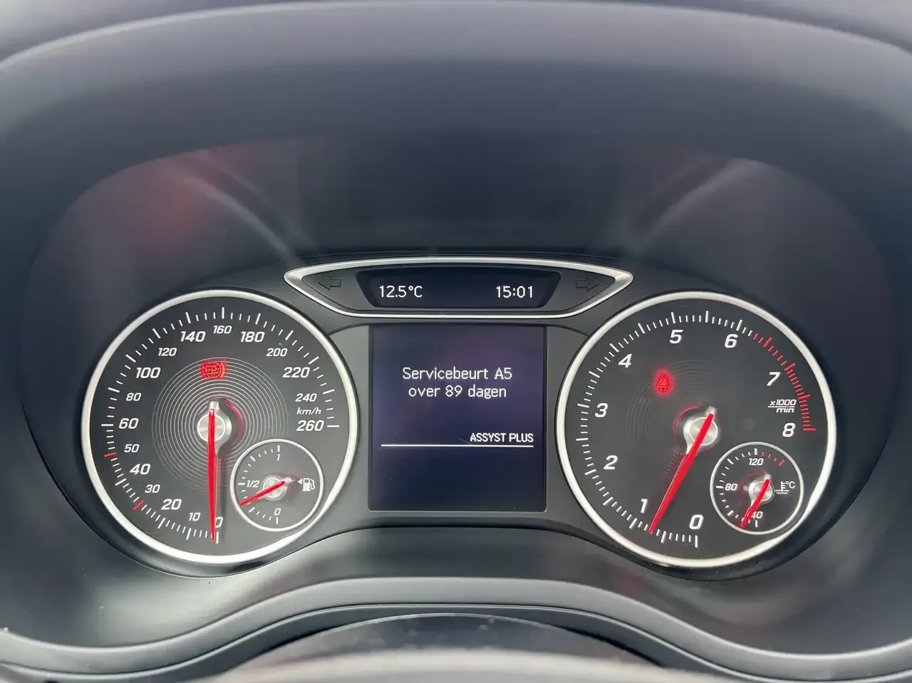 Mercedes-Benz B 180 - 27