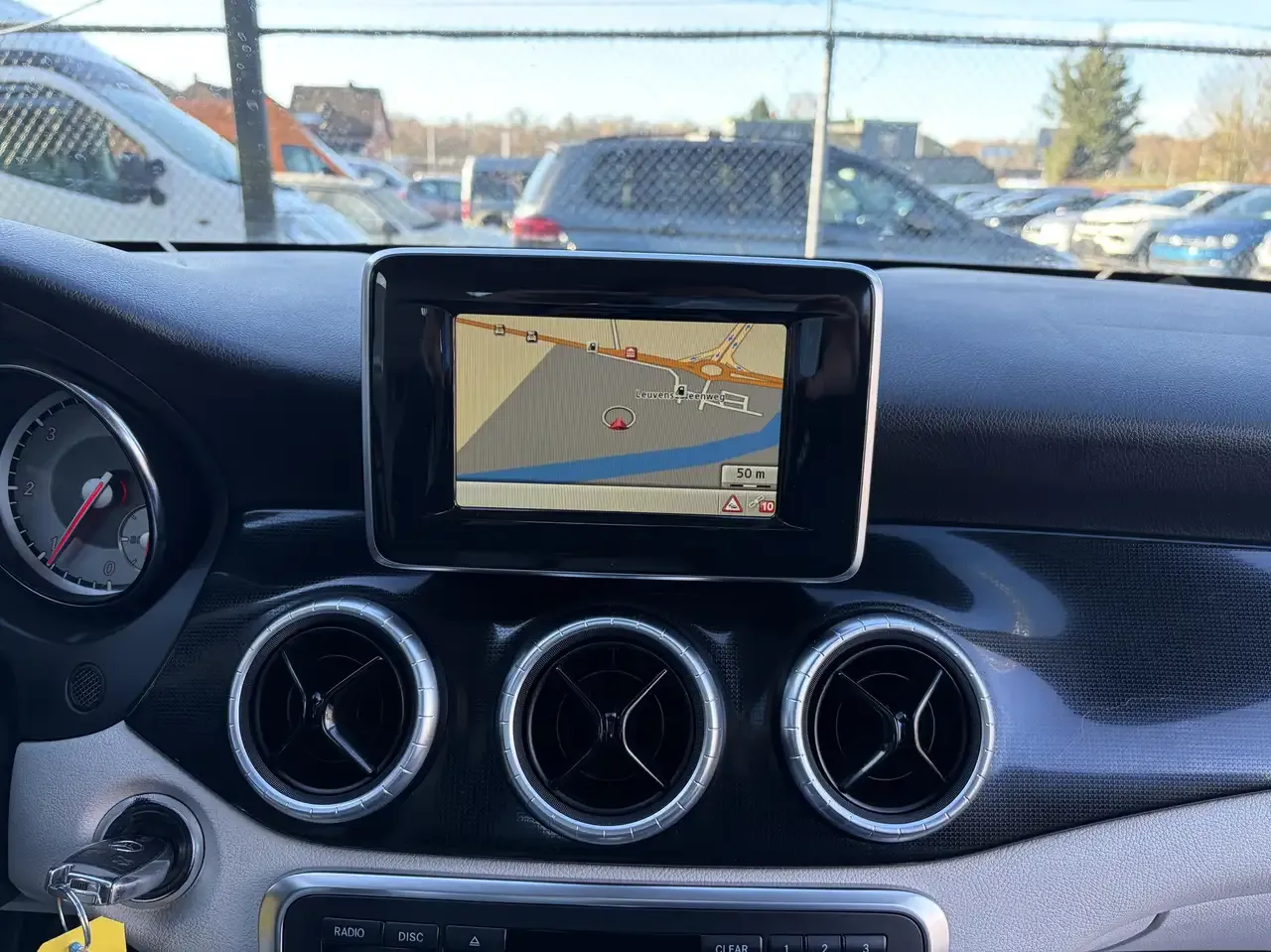 Mercedes-Benz CLA 200 - 16