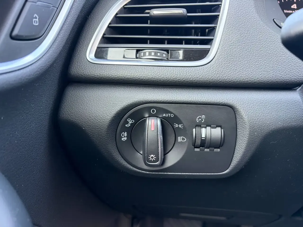 Audi Q3 - 21