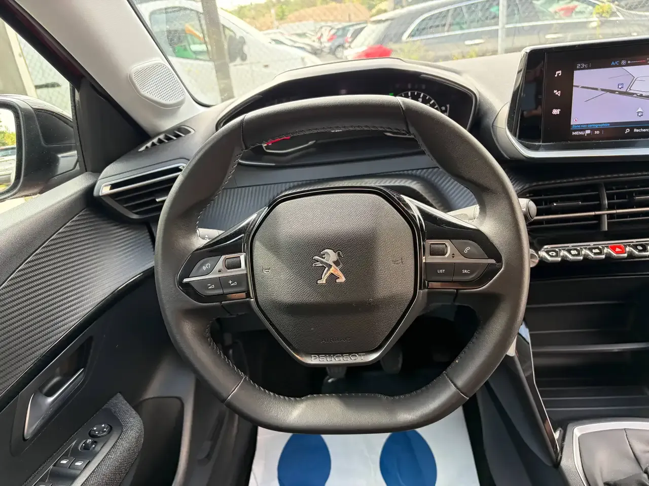 Peugeot 208 - 15