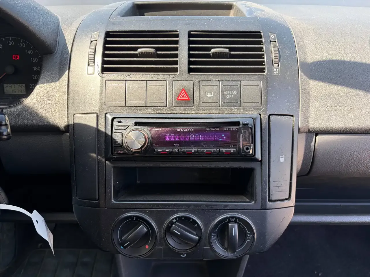 Volkswagen Polo - 13