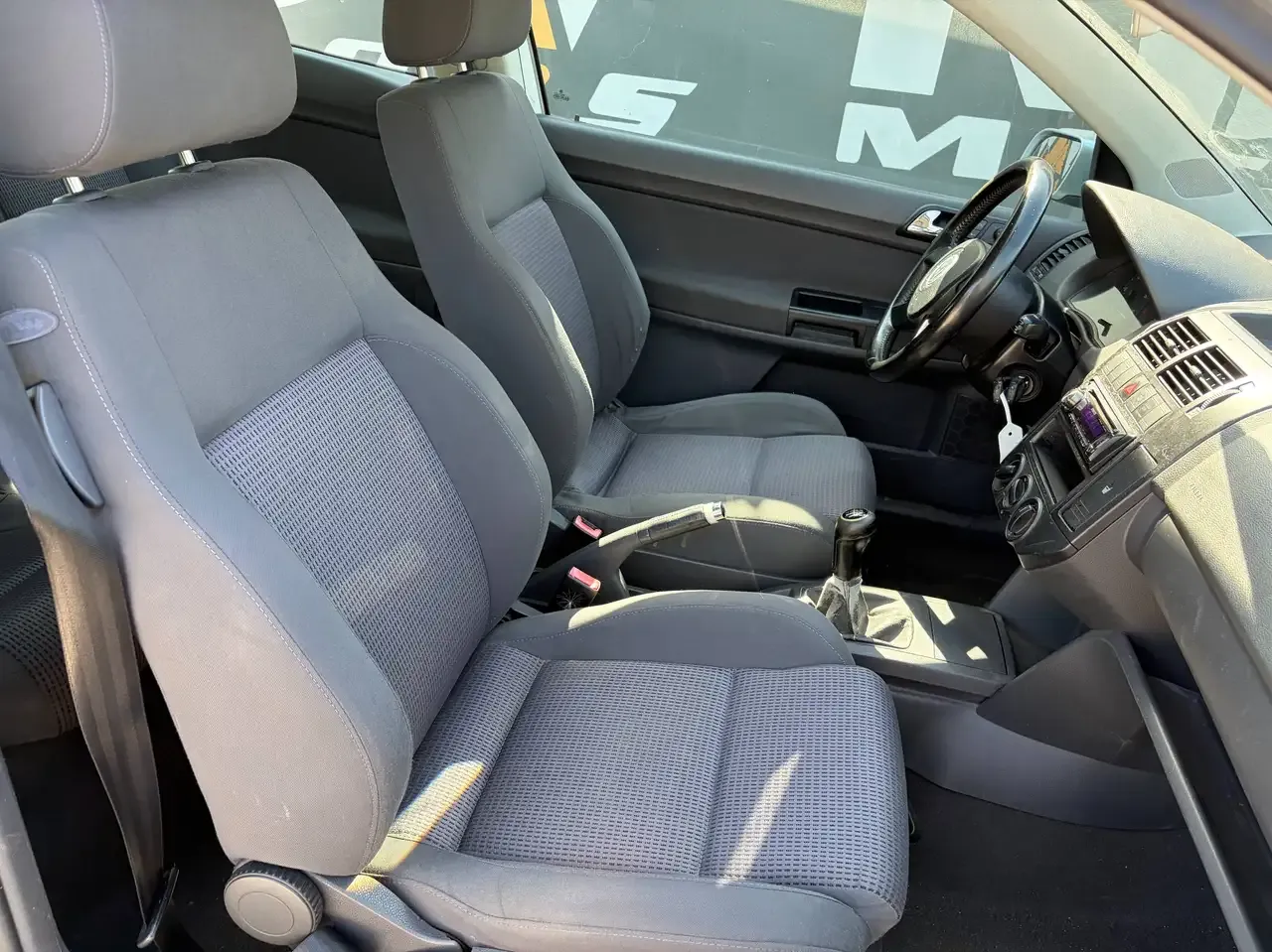 Volkswagen Polo - 8