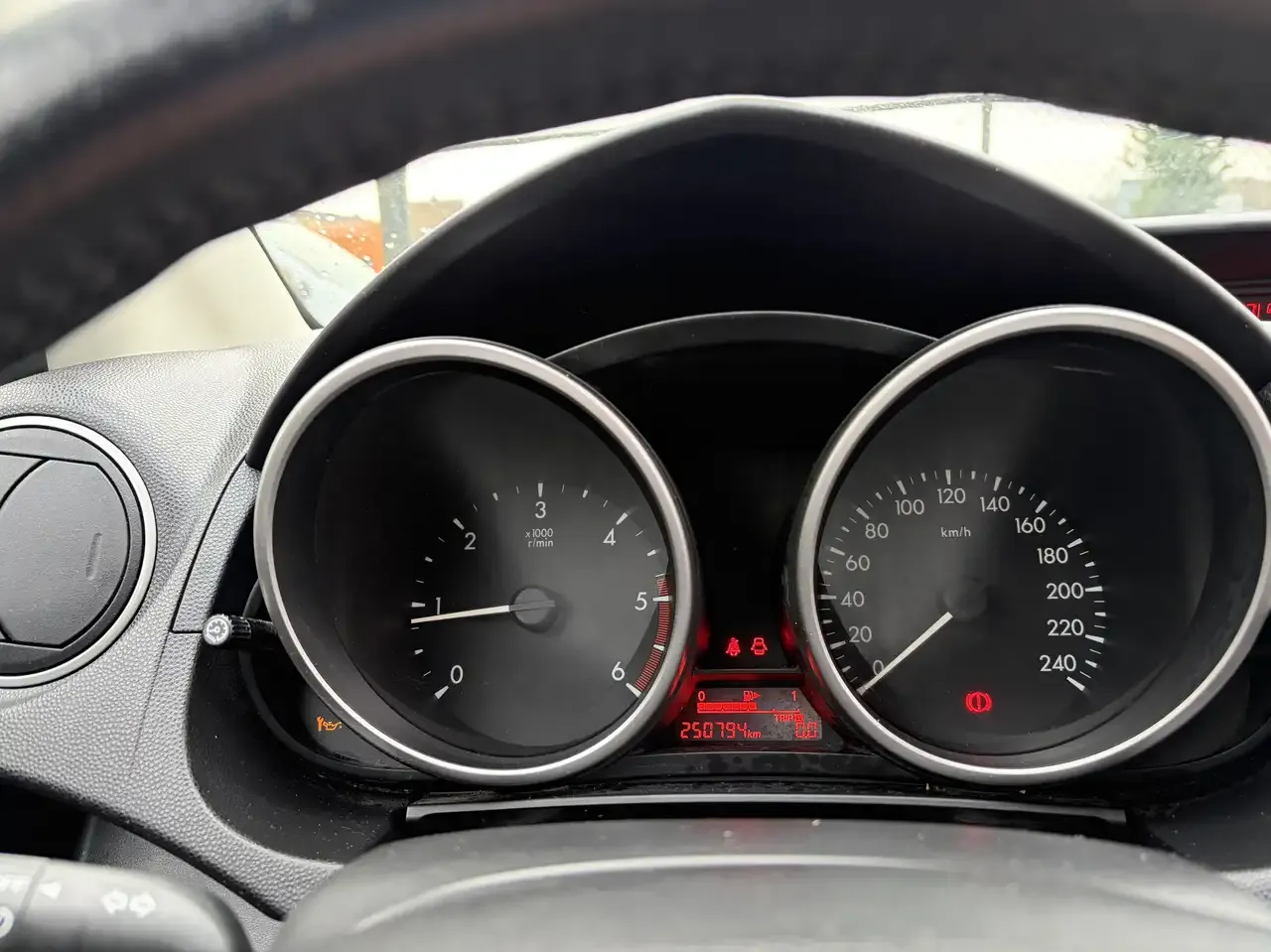 Mazda 5 - 19