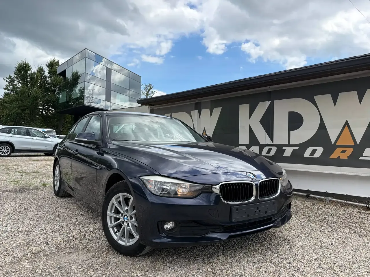 BMW 320 - 1